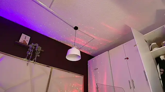 Inndrahot online show from October 2025 03:20:02 AM