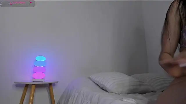 sophia clark1 online show from March 2026 04:55:01 PM