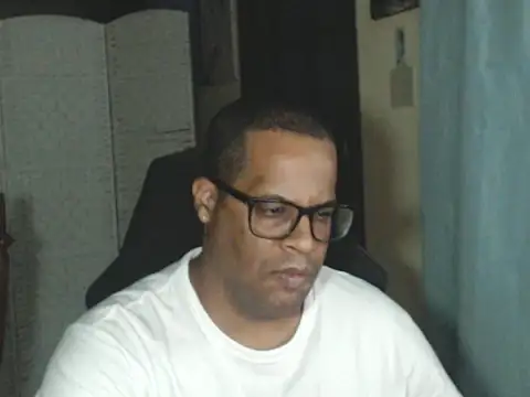 Snapshot of thesugar32 chatting on May 2026 02:19:01 AM thesugar32 online show from May 2026 02:19:01 AM