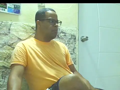 Snapshot of thesugar32 chatting on June 2026 12:38:02 PM thesugar32 online show from June 2026 12:38:02 PM