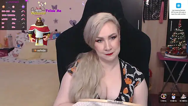 MissLexyGold online show from December 2024 05:03:01 PM