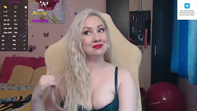 MissLexyGold online show from September 2025 12:42:02 PM