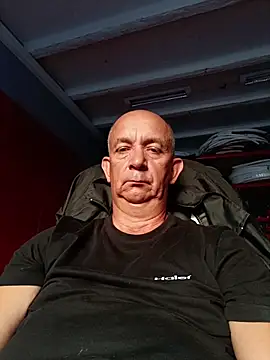 Snapshot of bigcock_marusz chatting on June 2026 05:11:02 PM bigcock marusz online show from June 2026 05:11:02 PM