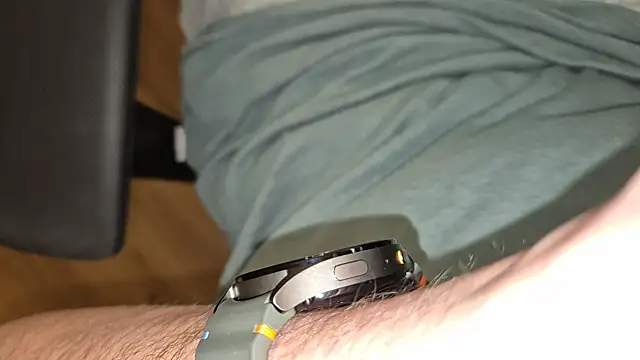 -luckybong- online show from February 2025 09:11:02 PM