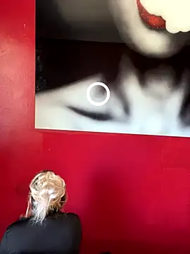 LittleMissEeve online show from October 2025 06:37:01 PM