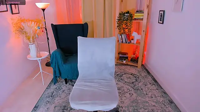 Laly Peach online show from December 2024 07:40:02 PM