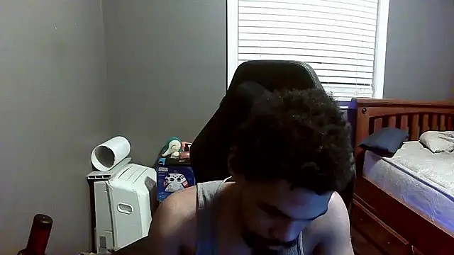 Neovergil0 online show from February 2025 06:00:01 AM