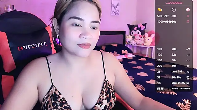 Snapshot of yenyen_ chatting on July 2026 01:10:02 AM yenyen online show from July 2026 01:10:02 AM