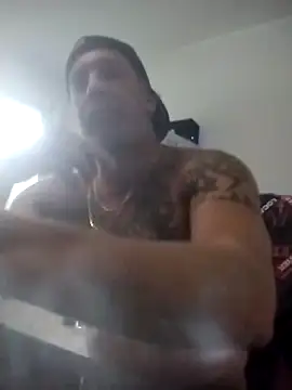 trucker1979 online show from October 2025 01:34:01 PM