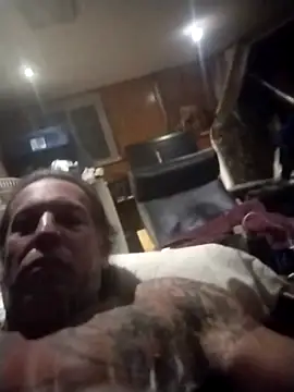 trucker1979 online show from December 2025 07:58:02 AM