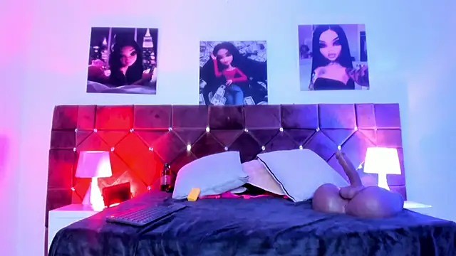 Snapshot of Ariana_lopezz chatting on January 2025 03:22:01 PM Ariana lopezz online show from January 2025 03:22:01 PM