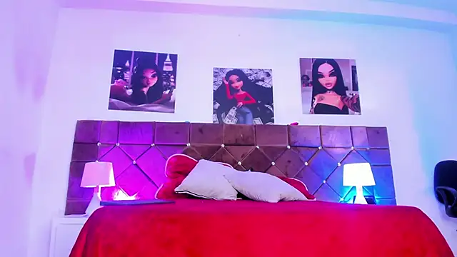 Snapshot of Ariana_lopezz chatting on February 2025 12:23:02 PM Ariana lopezz online show from February 2025 12:23:02 PM