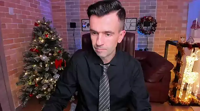 SteveTiger online show from December 2024 05:58:01 PM