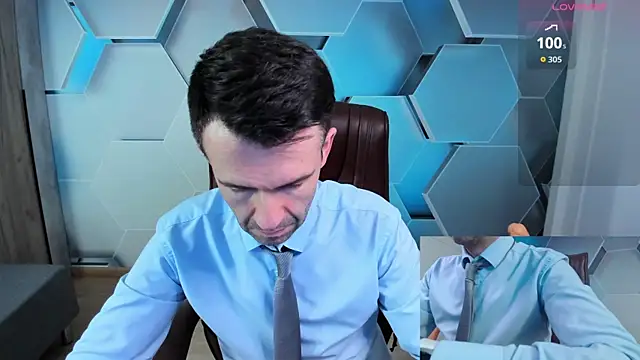 Snapshot of SteveTiger chatting on March 2026 01:05:02 PM SteveTiger online show from March 2026 01:05:02 PM