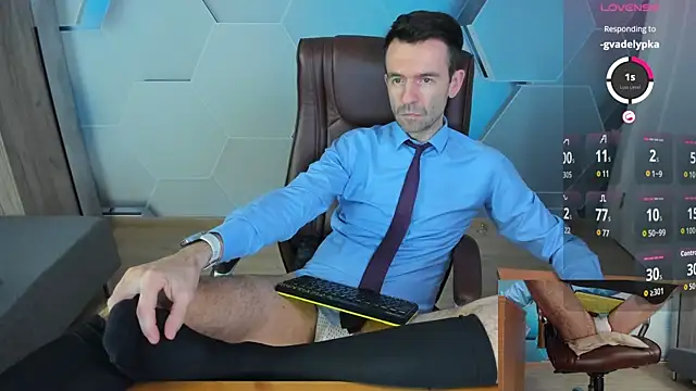 Snapshot of SteveTiger chatting on April 2026 03:37:01 AM SteveTiger online show from April 2026 03:37:01 AM