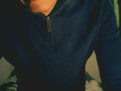 Snapshot of Latinjim29 chatting on December 2025 04:19:01 AM Latinjim29 online show from December 2025 04:19:01 AM