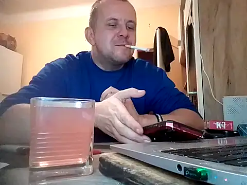 MrWhitePL online show from December 2024 05:44:01 PM