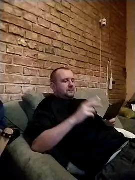 MrWhitePL online show from October 2025 10:00:02 PM