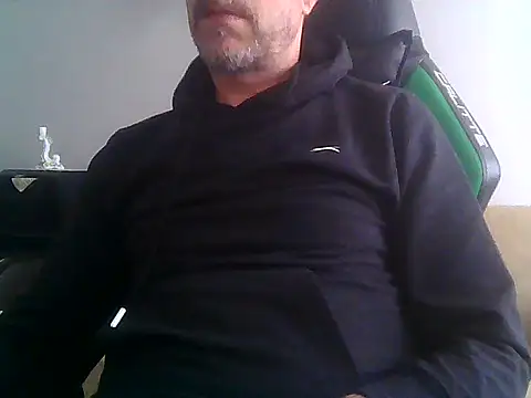 Snapshot of boran34 chatting on April 2026 03:28:02 PM boran34 online show from April 2026 03:28:02 PM