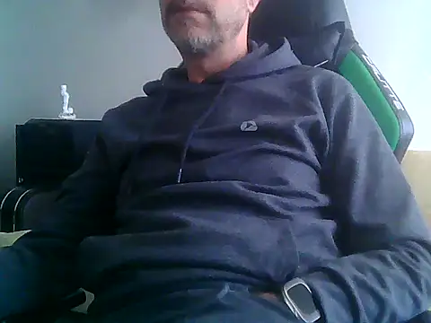 Snapshot of boran34 chatting on April 2026 03:50:02 PM boran34 online show from April 2026 03:50:02 PM