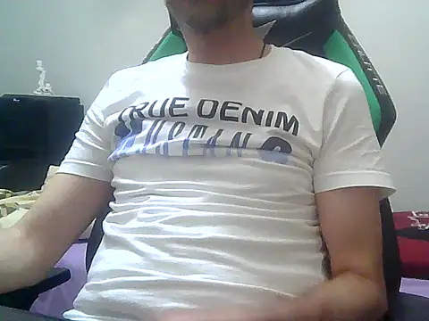 Snapshot of boran34 chatting on May 2026 10:48:02 PM boran34 online show from May 2026 10:48:02 PM