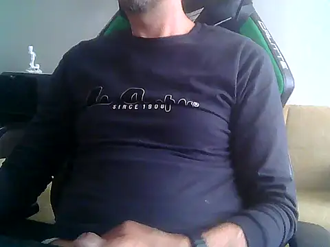 Snapshot of boran34 chatting on May 2026 03:53:01 PM boran34 online show from May 2026 03:53:01 PM