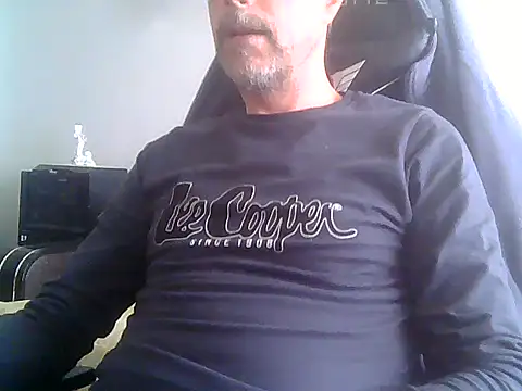 Snapshot of boran34 chatting on May 2026 10:33:02 AM boran34 online show from May 2026 10:33:02 AM