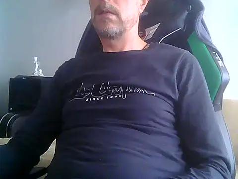 Snapshot of boran34 chatting on May 2026 03:51:02 PM boran34 online show from May 2026 03:51:02 PM