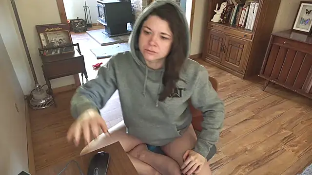 MarcyJones online show from April 2026 02:21:01 PM