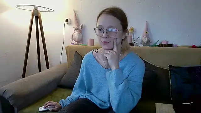 little-leni online show from February 2026 08:11:02 AM