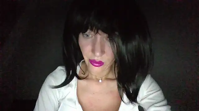 Snapshot of suuzykiss chatting on March 2025 10:21:01 PM suuzykiss online show from March 2025 10:21:01 PM