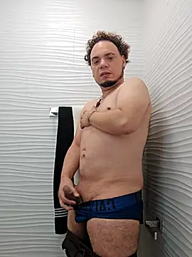 latinoflpr online show from March 2026 02:33:02 PM