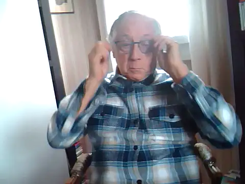 Snapshot of johnjohn622662 chatting on February 2025 11:22:01 AM johnjohn622662 online show from February 2025 11:22:01 AM