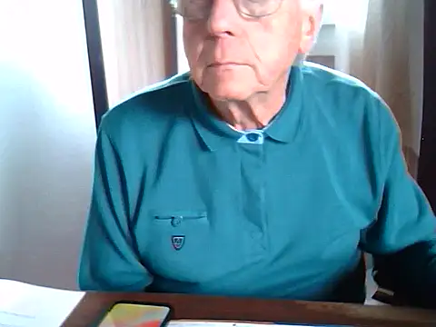 Snapshot of johnjohn622662 chatting on September 2025 03:24:02 PM johnjohn622662 online show from September 2025 03:24:02 PM