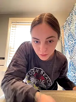 jaseyrae online show from November 2025 04:47:01 PM