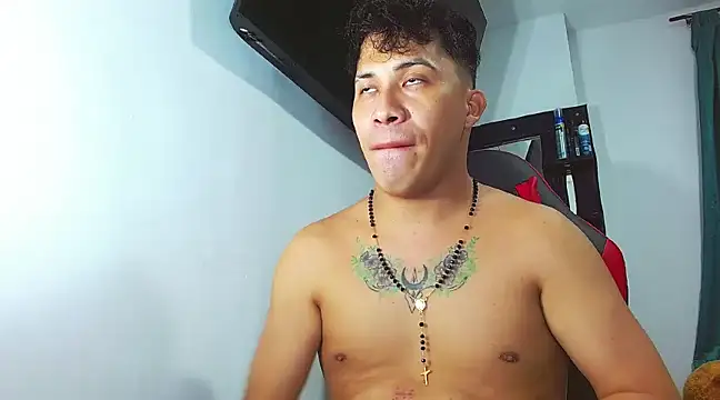 boyhot23x online show from December 2024 01:56:01 AM