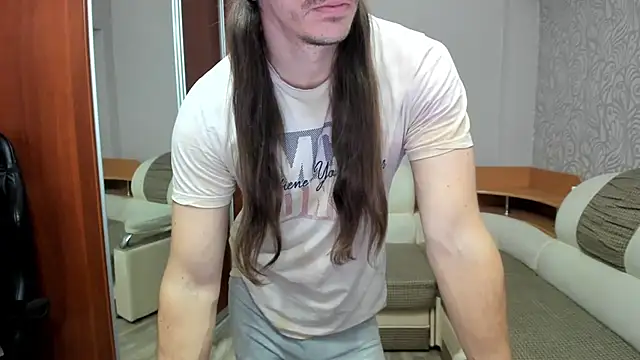 Marrymepls online show from October 2025 09:24:02 PM