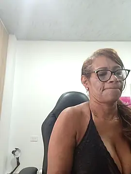BustyMilf  online show from November 2025 12:23:02 PM