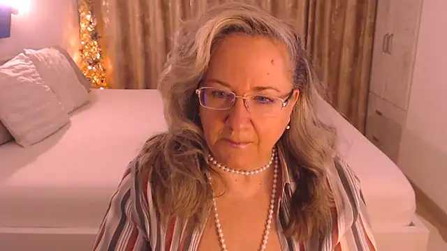 Raisshy online show from March 2026 05:13:01 AM