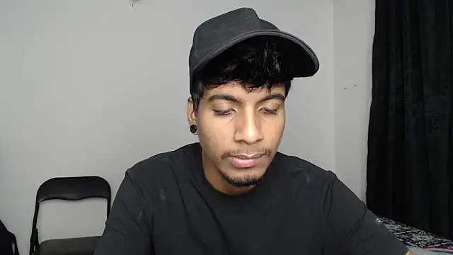 stevenosori online show from November 2025 04:44:02 AM