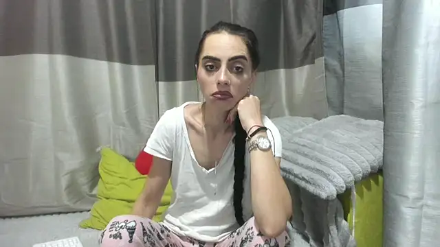 jessystarr online show from November 2025 05:51:01 AM