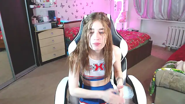 Kira honeyy online show from January 2025 04:58:02 AM