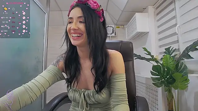 GlamKate online show from March 2025 10:15:02 AM