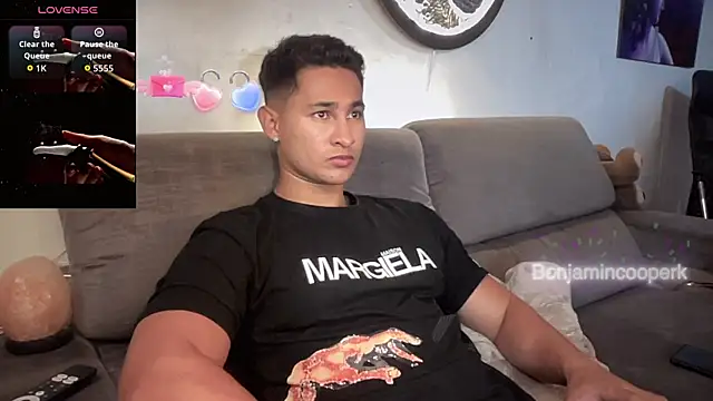 BenjaminCooperk online show from October 2025 07:11:01 AM