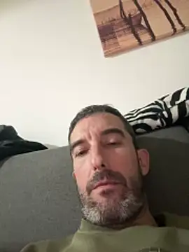 Snapshot of Bravissimo81 chatting on April 2026 11:24:02 PM Bravissimo81 online show from April 2026 11:24:02 PM