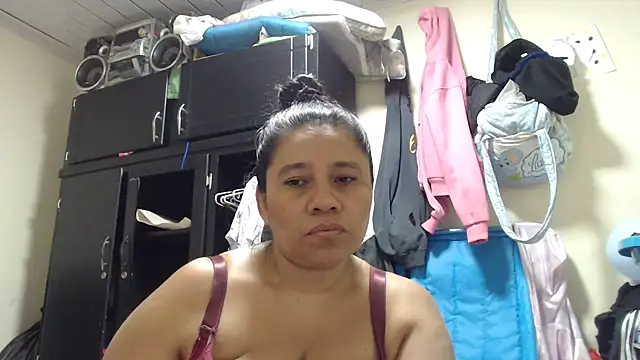 adrixxx38 online show from April 2026 09:16:01 PM