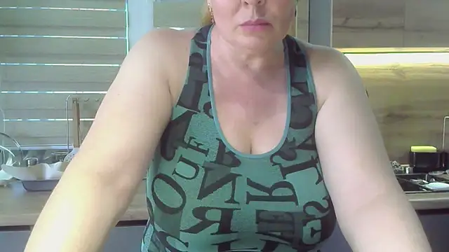 Snapshot of FreeMyFire chatting on February 2025 06:29:01 AM FreeMyFire online show from February 2025 06:29:01 AM