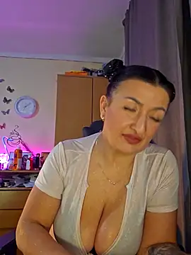 Hotangel75 online show from February 2026 04:10:02 PM