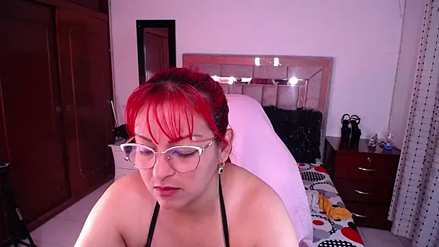 Snapshot of salomecastro_ chatting on January 2025 01:32:02 AM salomecastro online show from January 2025 01:32:02 AM