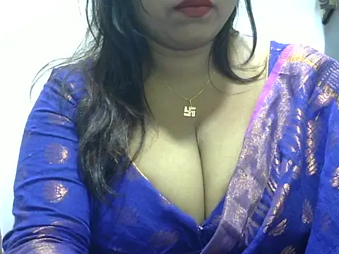 ROSEE MERRYYYY online show from November 2025 06:23:02 PM